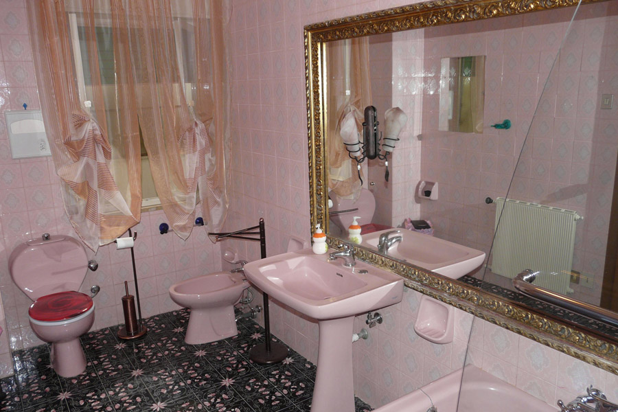 Pink bathroom